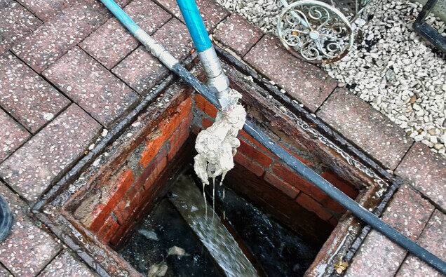 https://blockeddrainshamersley.com.au/uploads/2025/07/blocked-drains-598620.jpg