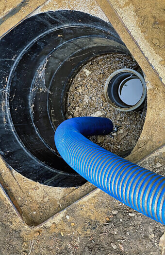https://blockeddrainshamersley.com.au/uploads/2025/07/pipe-relining-56969.jpg