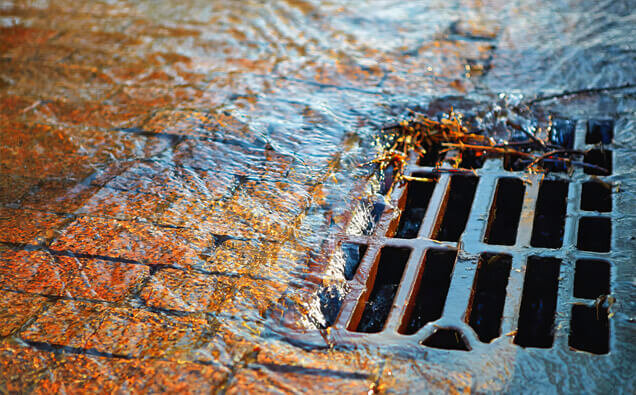 https://blockeddrainshamersley.com.au/uploads/2025/07/stormwater-drains-91028.jpg